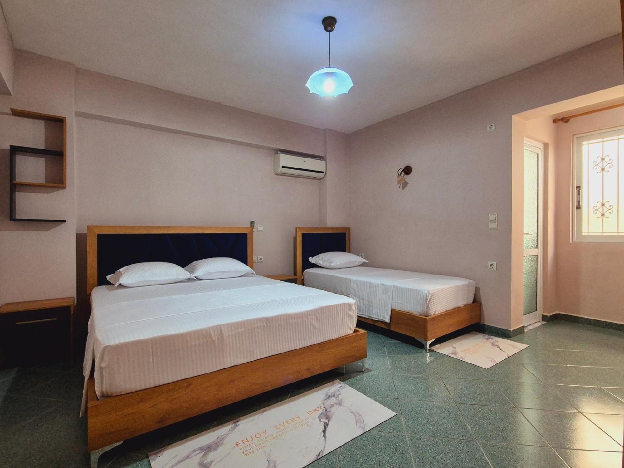 Barca Rooms Sarandë Exterior foto