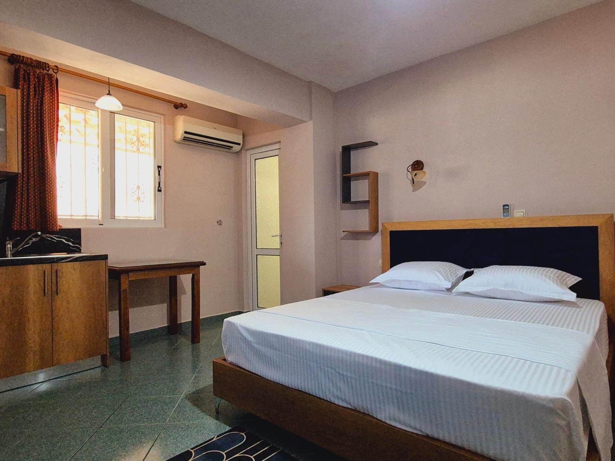 Barca Rooms Sarandë Exterior foto