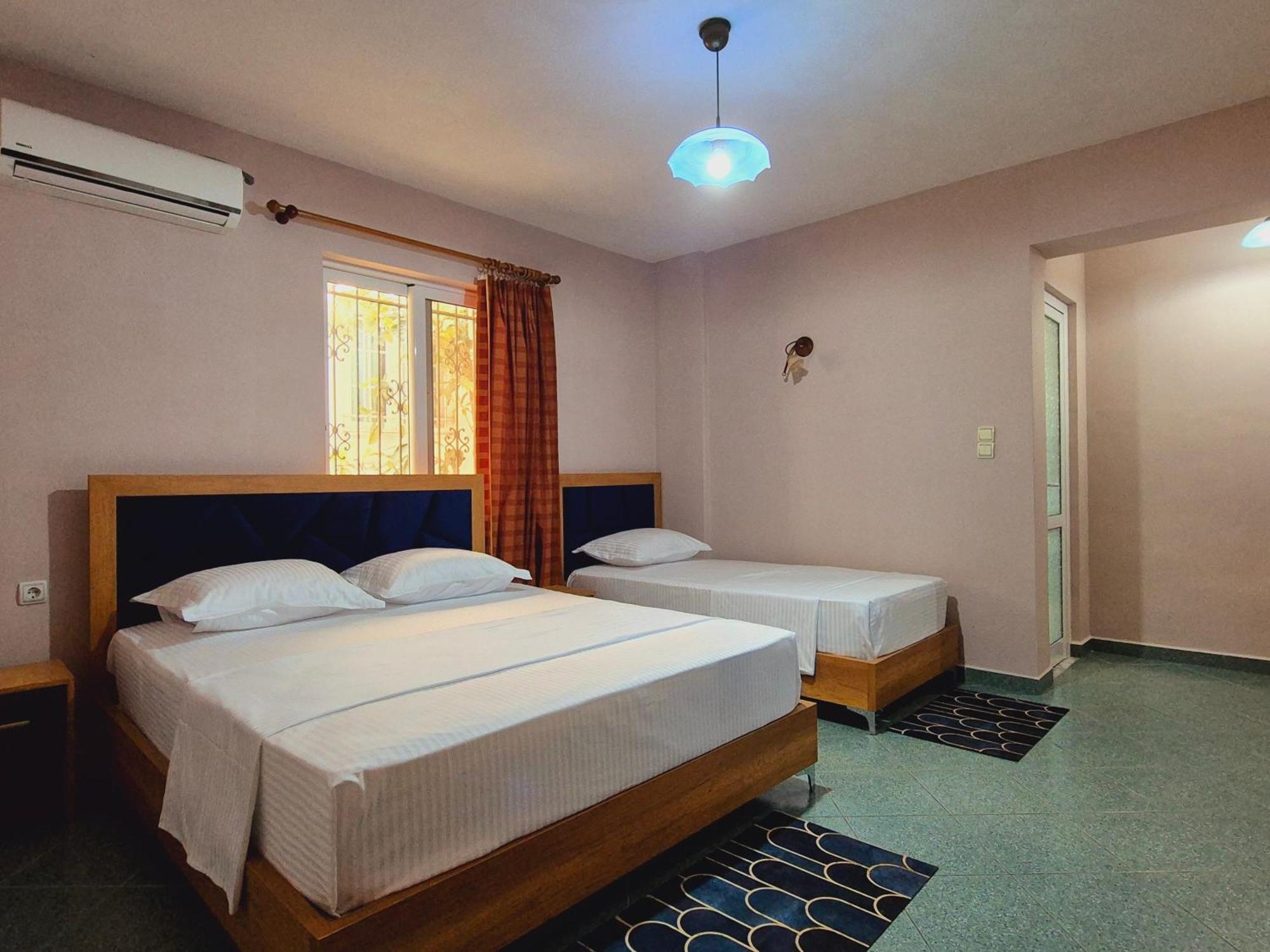 Barca Rooms Sarandë Exterior foto