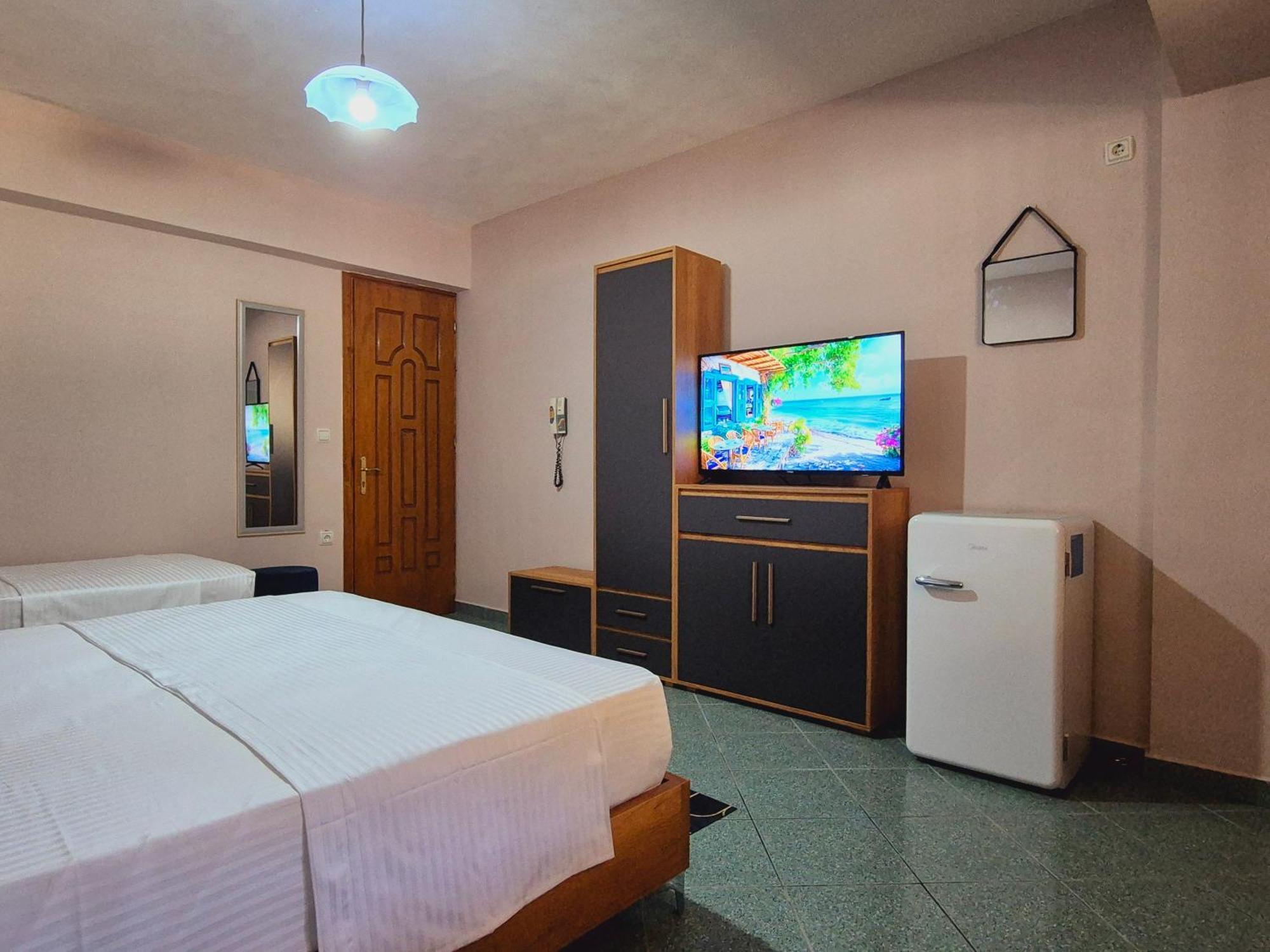 Barca Rooms Sarandë Habitación foto
