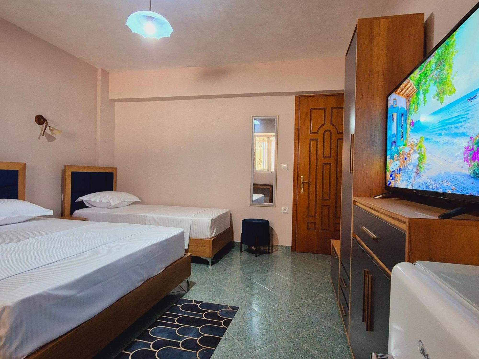 Barca Rooms Sarandë Exterior foto